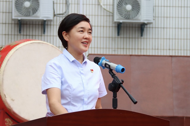 1725948782122369.jpg 校长魏萍致辞.jpg