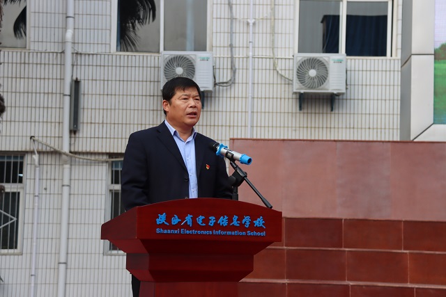 1731543677217071.jpg 党委书记顾学福宣布项目启动.jpg