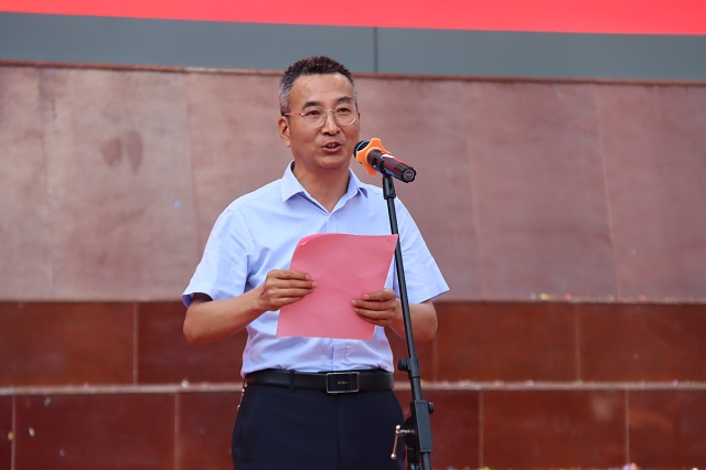 1749193709286892.jpg 党委副书记、纪委书记卢仁虎作总结讲话.jpg
